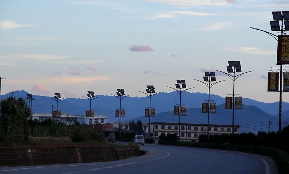 太阳能道路灯